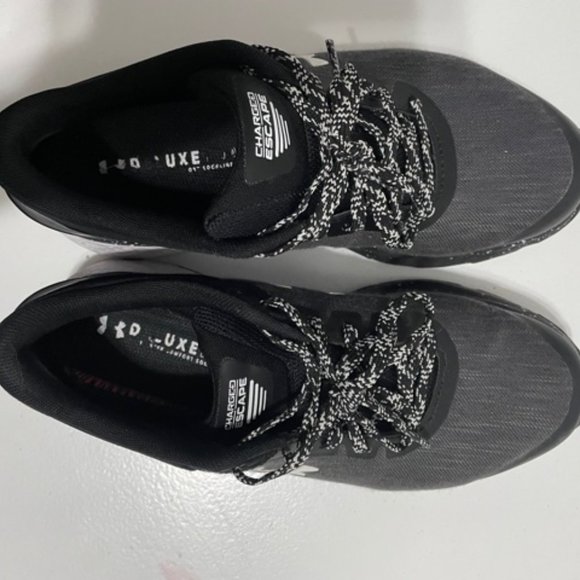 Under Armour UA Charged Escape 3 Evo Running Shoes - Picture 2 of 6